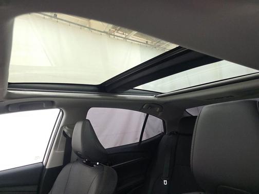 Wind Chill Pearl 2025 Toyota Camry XLE