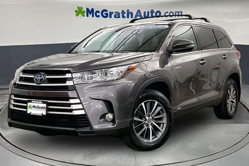 Predawn Gray Mica 2019 Toyota Highlander Hybrid XLE