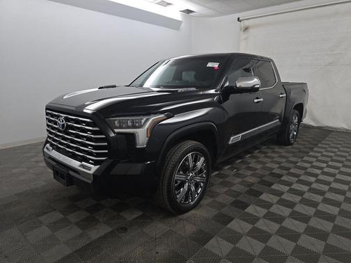 2022 Toyota Tundra Hybrid Capstone