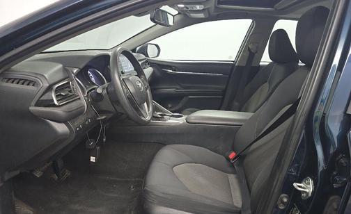 Aqua 2021 Toyota Camry LE