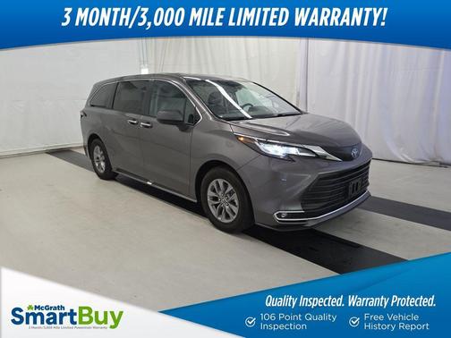 2022 Toyota Sienna XLE