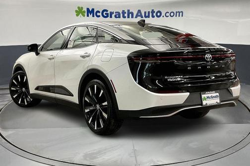 2026 Toyota Crown Platinum