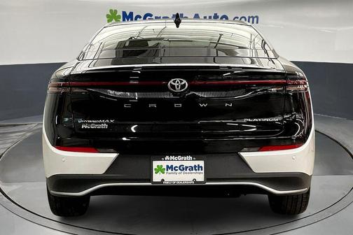 2026 Toyota Crown Platinum