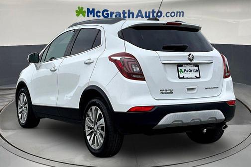 Summit White 2017 Buick Encore Preferred II