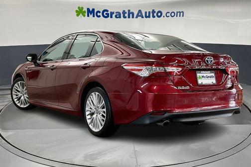 2018 Toyota Camry Hybrid XLE