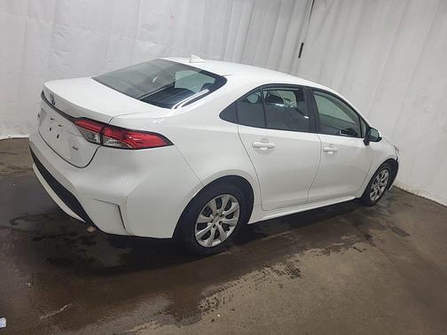 White 2022 Toyota Corolla LE