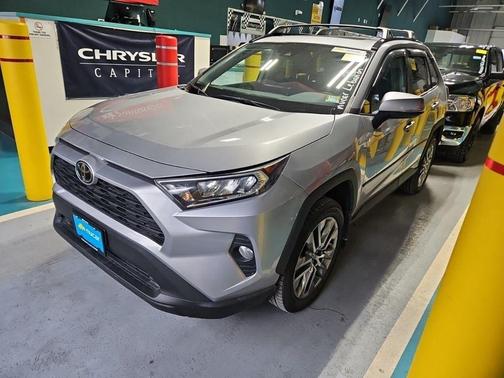 2020 Toyota RAV4 XLE Premium