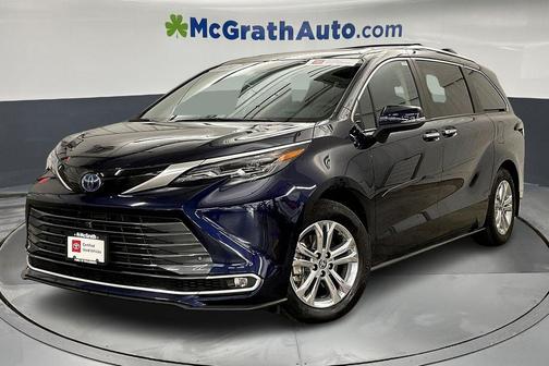 2024 Toyota Sienna Platinum 7 Passenger