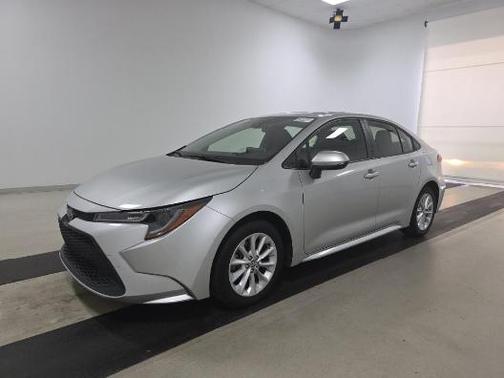 Classic Silver Metallic 2020 Toyota Corolla LE
