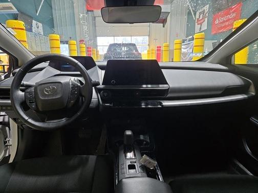 2024 Toyota Prius LE