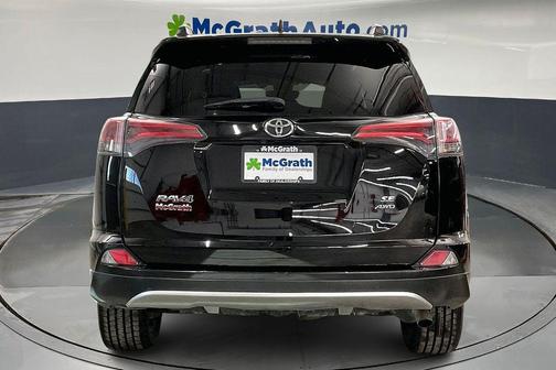 2018 Toyota RAV4 SE