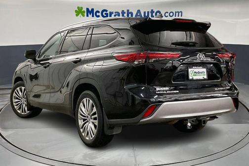 2022 Toyota Highlander Platinum