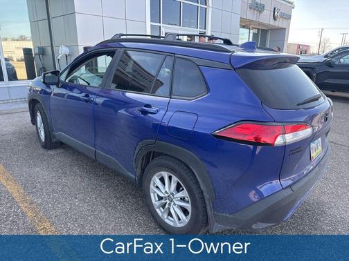 2024 Toyota Corolla Cross LE