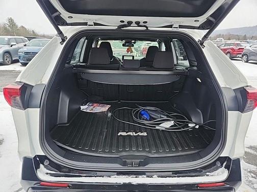 2024 Toyota RAV4 Prime SE