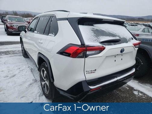 2024 Toyota RAV4 Prime SE