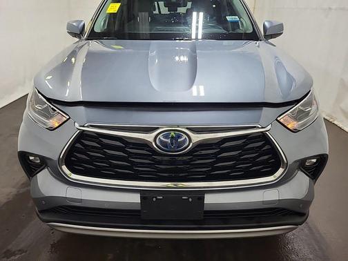 2020 Toyota Highlander Hybrid Platinum
