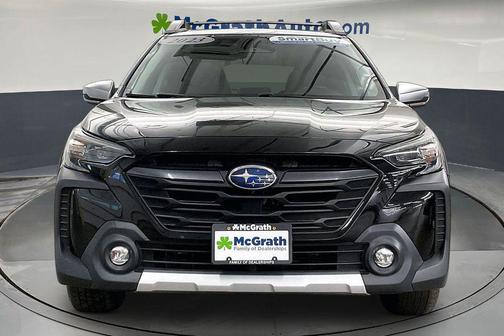 Crystal Black Silica 2023 Subaru Outback Touring XT