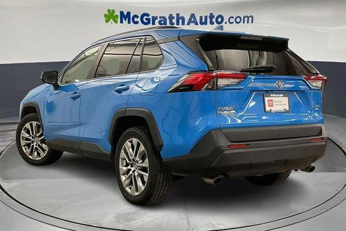 2020 Toyota RAV4 XLE Premium