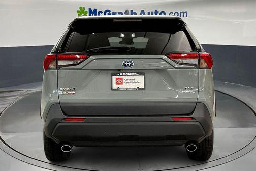 2022 Toyota RAV4 Hybrid XLE