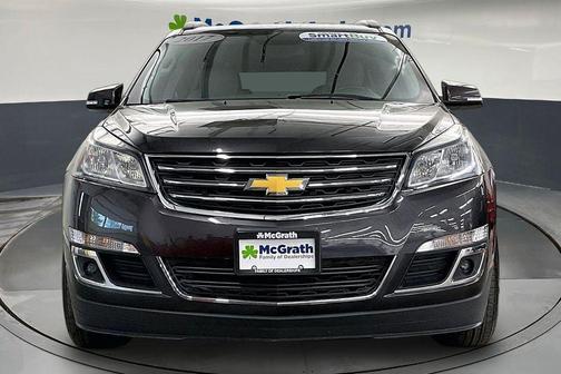 Tungsten Metallic 2017 Chevrolet Traverse 2LT