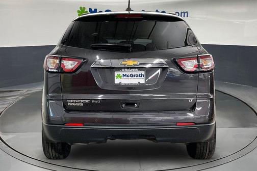 Tungsten Metallic 2017 Chevrolet Traverse 2LT