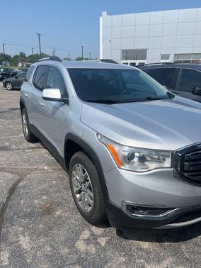 2018 GMC Acadia SLE-2