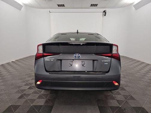 2022 Toyota Prius L