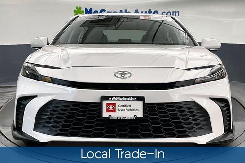 Ice Cap 2025 Toyota Camry SE