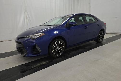 Blue 2018 Toyota Corolla SE