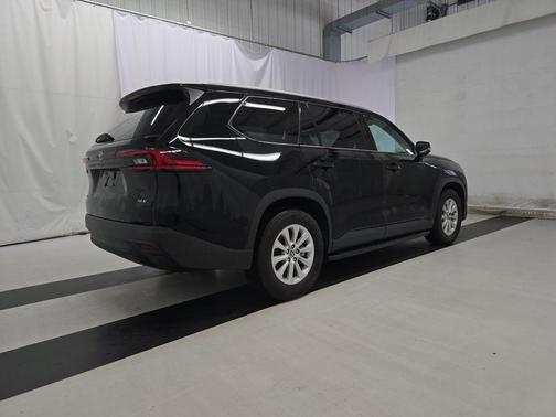 Midnight Black Metallic 2025 Toyota Grand Highlander XLE