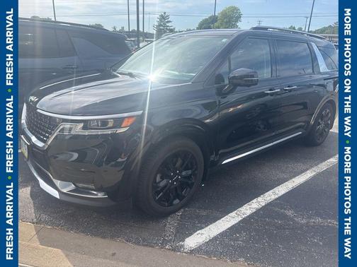 Aurora Black 2022 Kia Carnival SX Prestige