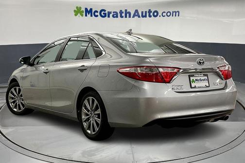 2017 Toyota Camry Hybrid XLE
