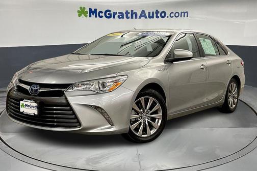 2017 Toyota Camry Hybrid XLE