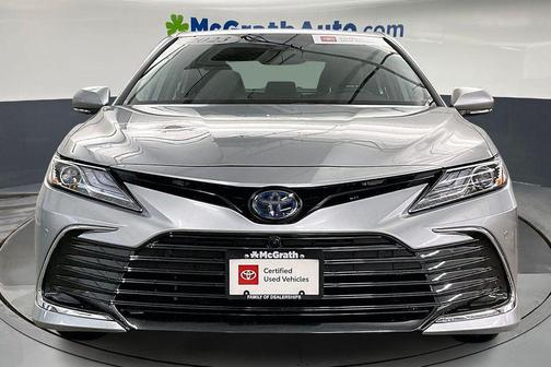 2023 Toyota Camry Hybrid XLE