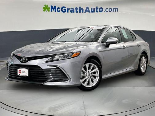 Celestial Silver Metallic 2022 Toyota Camry LE