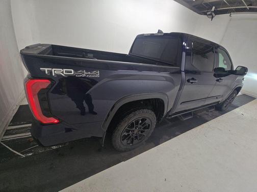 2024 Toyota Tundra Hybrid Platinum