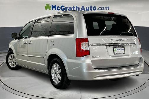 2011 Chrysler Town & Country Touring