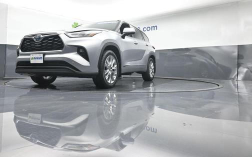 2022 Toyota Highlander Hybrid Limited