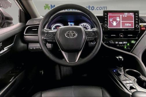 Celestial Silver Metallic 2021 Toyota Camry SE