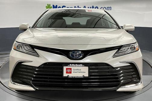 2021 Toyota Camry Hybrid XLE