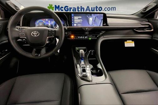 2025 Toyota Crown Signia Limited