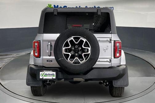 Iconic Silver Metallic 2024 Ford Bronco Outer Banks
