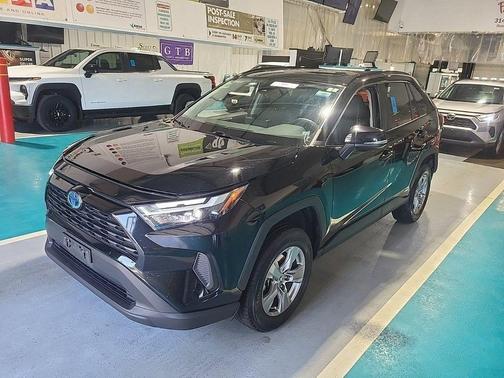 2023 Toyota RAV4 Hybrid XLE