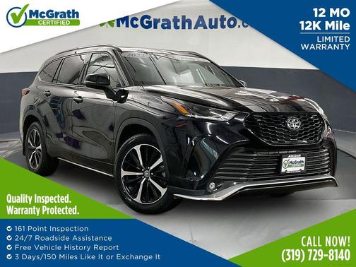 Midnight Black Metallic 2022 Toyota Highlander XSE