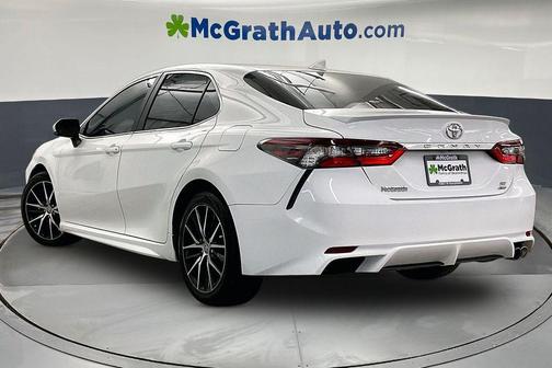 Ice Cap 2024 Toyota Camry SE