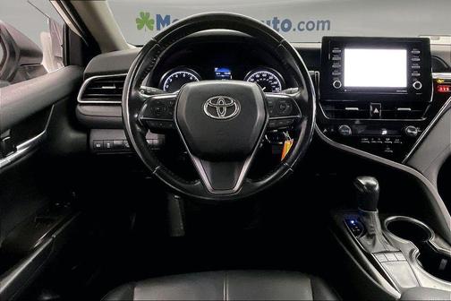 Ice Cap 2023 Toyota Camry SE