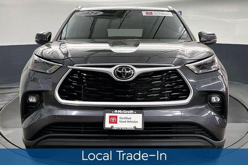 Magnetic Gray Metallic 2024 Toyota Highlander XLE