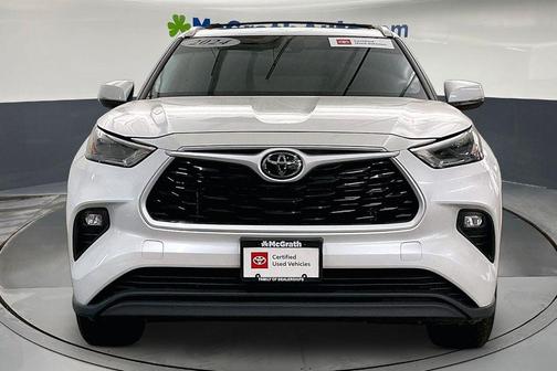 Wind Chill Pearl 2024 Toyota Highlander XLE