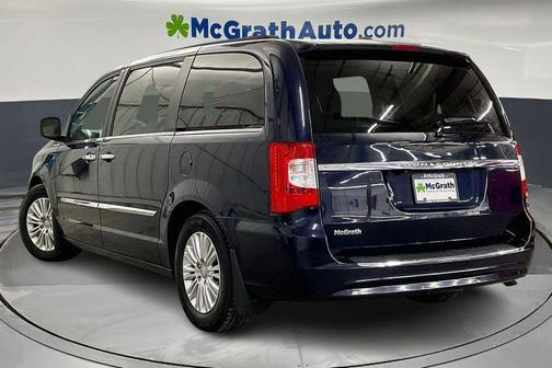 2012 Chrysler Town & Country Touring-L
