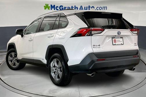 2023 Toyota RAV4 Hybrid XLE